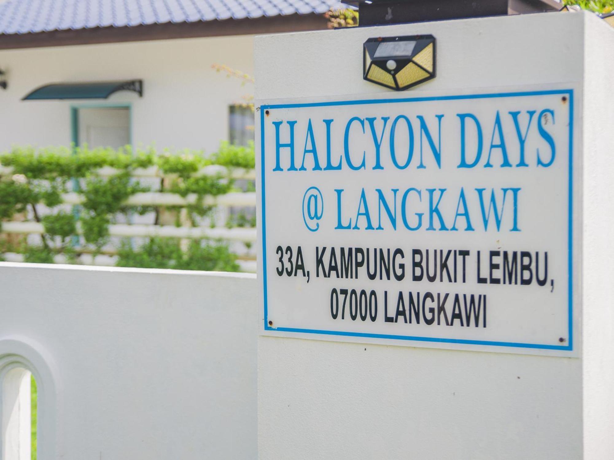 Апартаменты Halcyon Days @ Langkawi Пантай-Сенанг Экстерьер фото